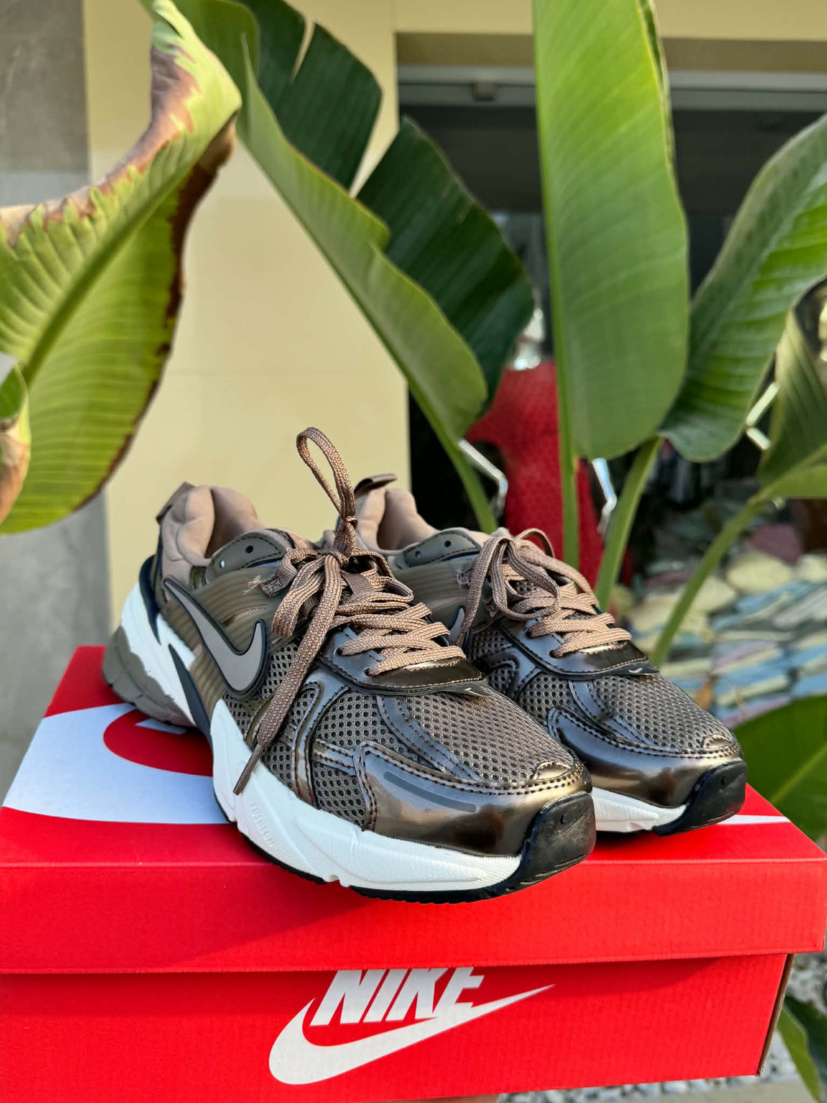 Nike V2K Run