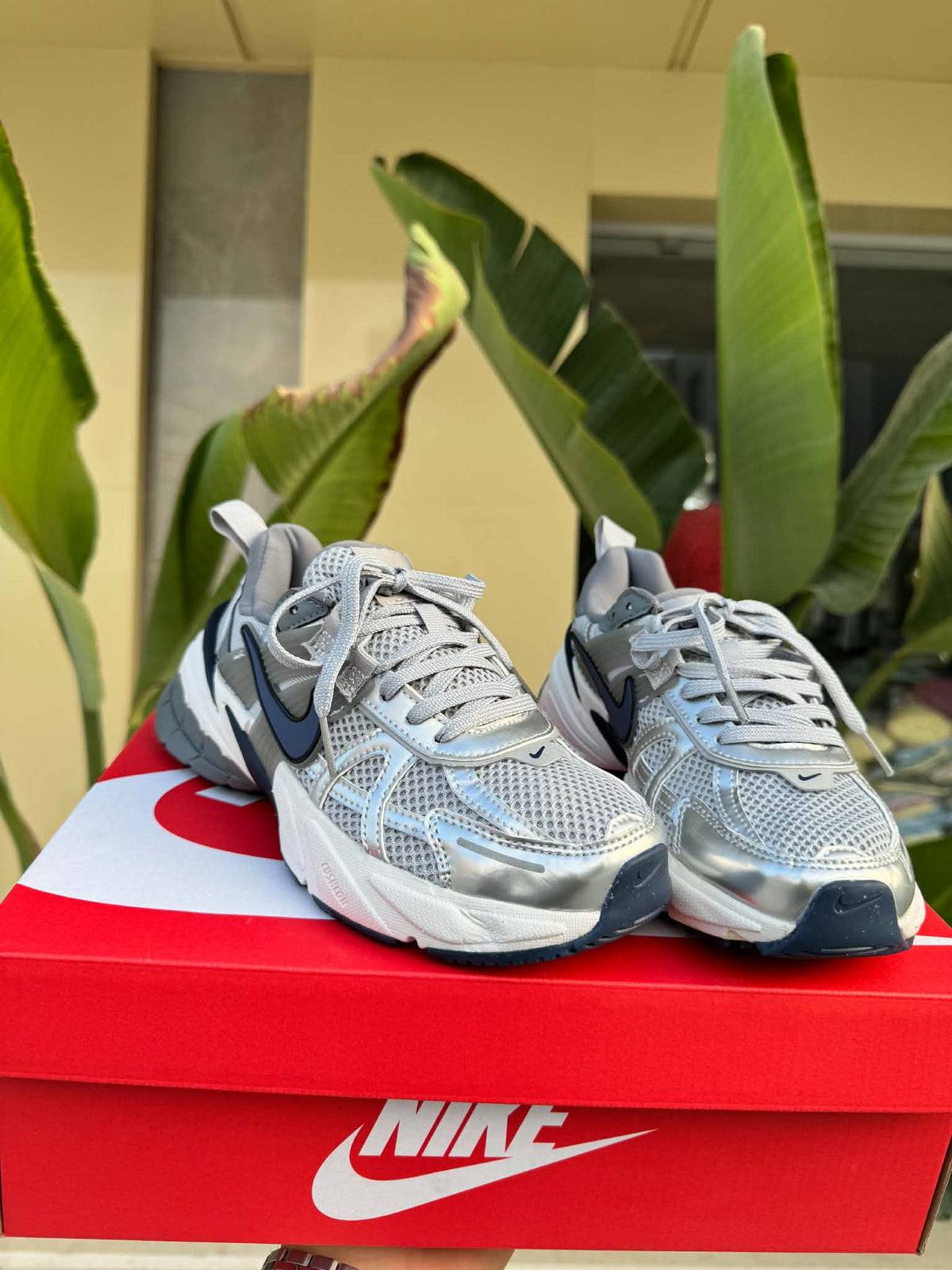 Nike V2K Run