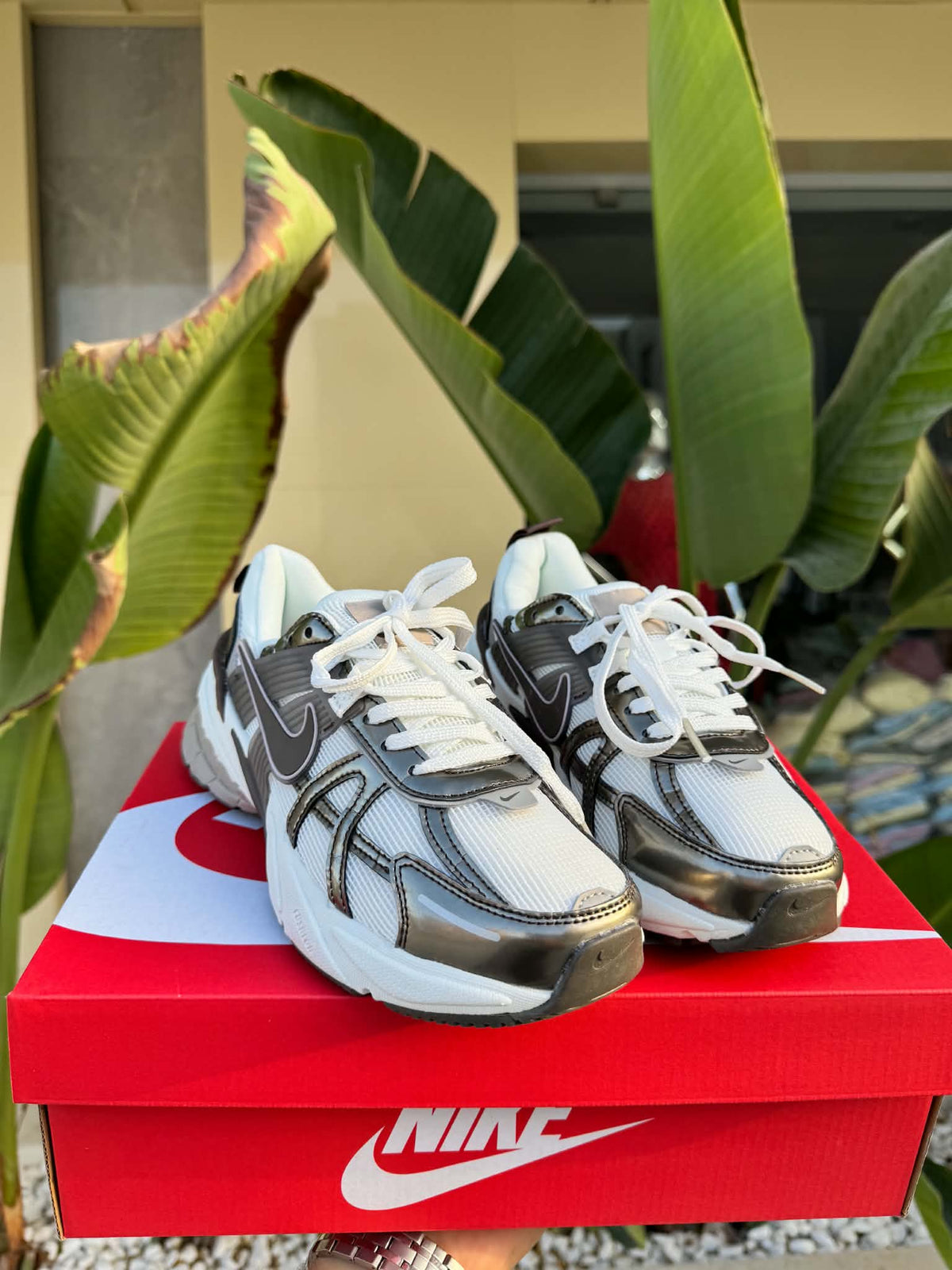 Nike V2K Run